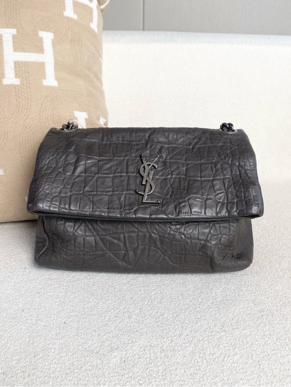 Saint Laurent | Hollywood Croc-Embossed Chain Bag Dark Gray | Good Condition - Picture 2 of 7